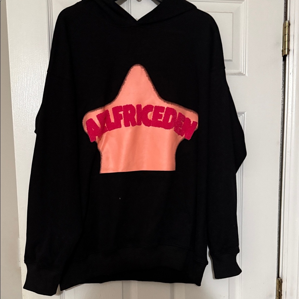 black aelfric eden sweatshirt